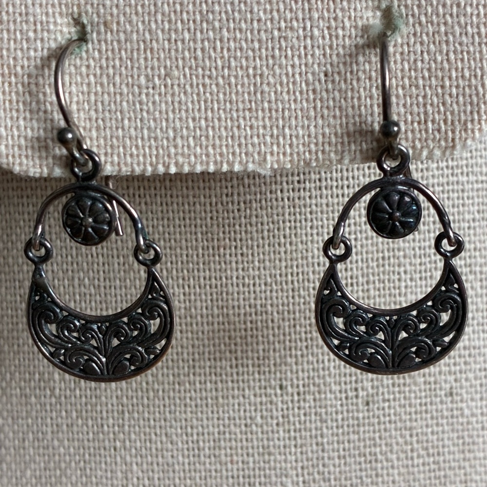 Intricate Silver Filigree Drop Earrings - Classic Boho Style - Picture 2 of 3